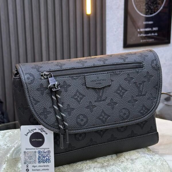 Sacoche L’V triple A